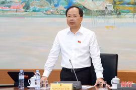 Đại biểu Quốc hội Hà Tĩnh thảo luận tổ về KT-XH, ngân sách nhà nước