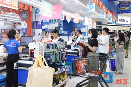 Tổng mức bán lẻ hàng hóa ở Hà Tĩnh tiếp tục tăng cao