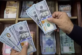 Tỷ giá USD hôm nay 16/8/2025: Trong nước tăng, thế giới giảm 