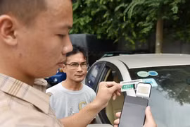 VETC nói gì về chuyện thu phí 6.600 đồng/tháng?