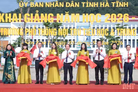 Tổng thuật Lễ khai giảng, khánh thành 2 trường học vùng biên Hà Tĩnh