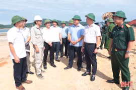 Chủ tịch UBND tỉnh Hà Tĩnh: Triển khai ngay công tác ứng phó thiên tai 