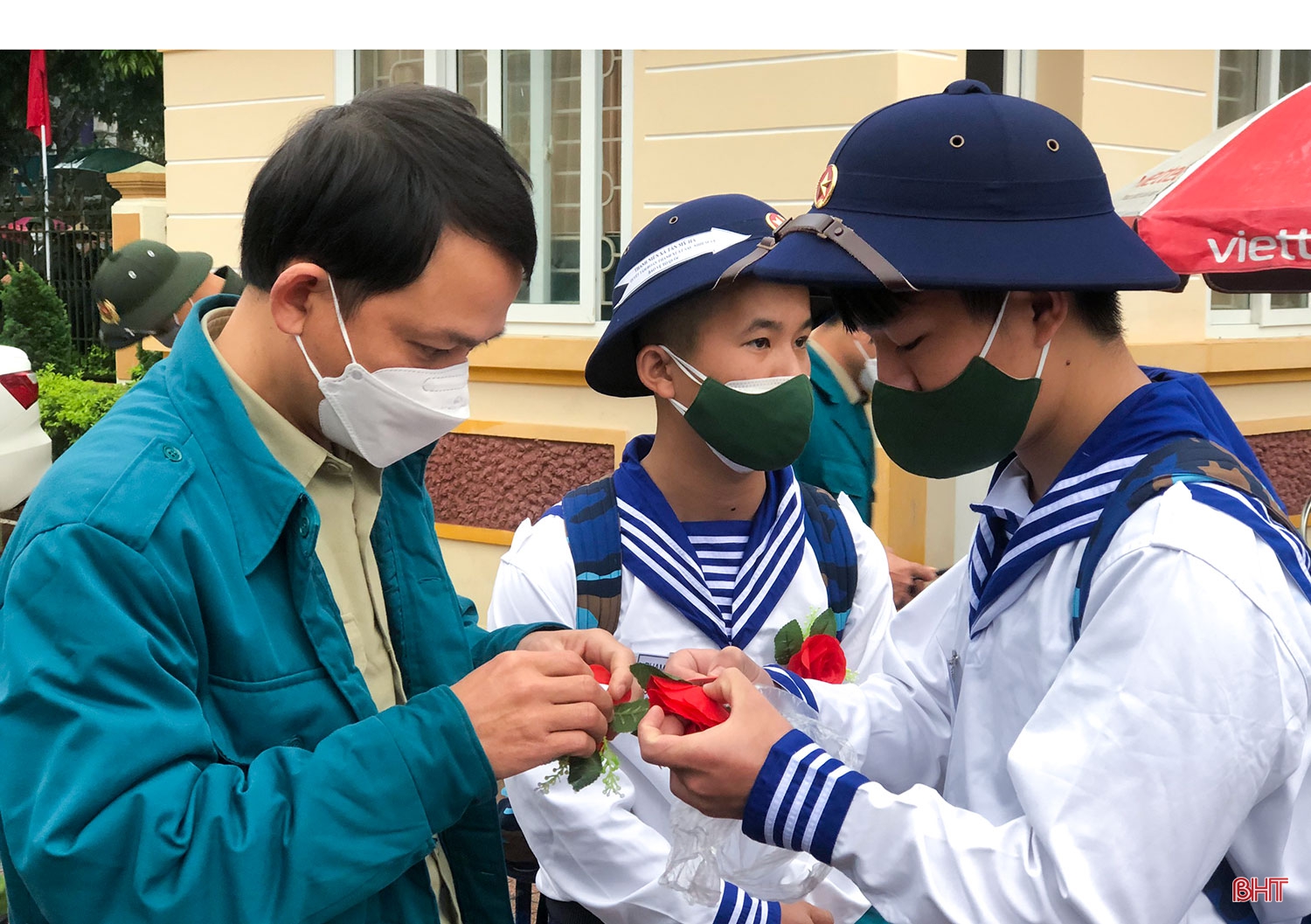 Tuổi trẻ Hồng Lam viết tiếp khúc quân hành