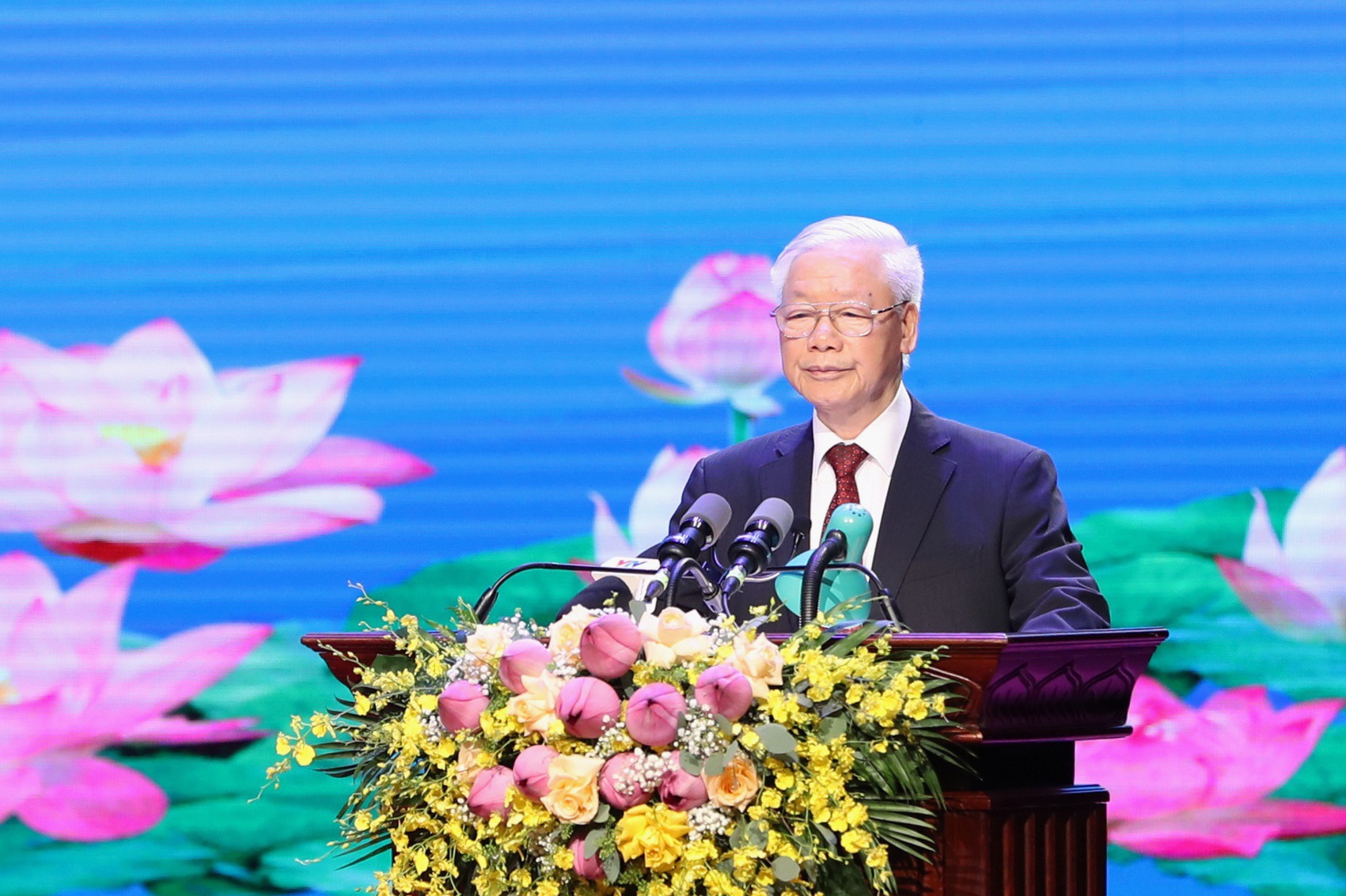 Không ngừng vun đắp mối quan hệ hữu nghị vĩ đại, đoàn kết đặc biệt và hợp tác toàn diện Việt Nam - Lào