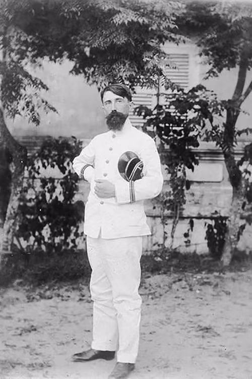 bac-si-nguoi-phap-albert-sallet-anh-lh-cung-cap.png