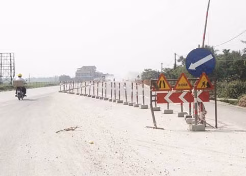 Chú trọng đảm bảo ATGT tại các tuyến đường sửa chữa, nâng cấp