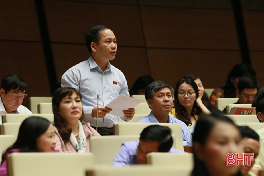 Gắn bó mật thiết, đưa tiếng nói của cử tri đến nghị trường