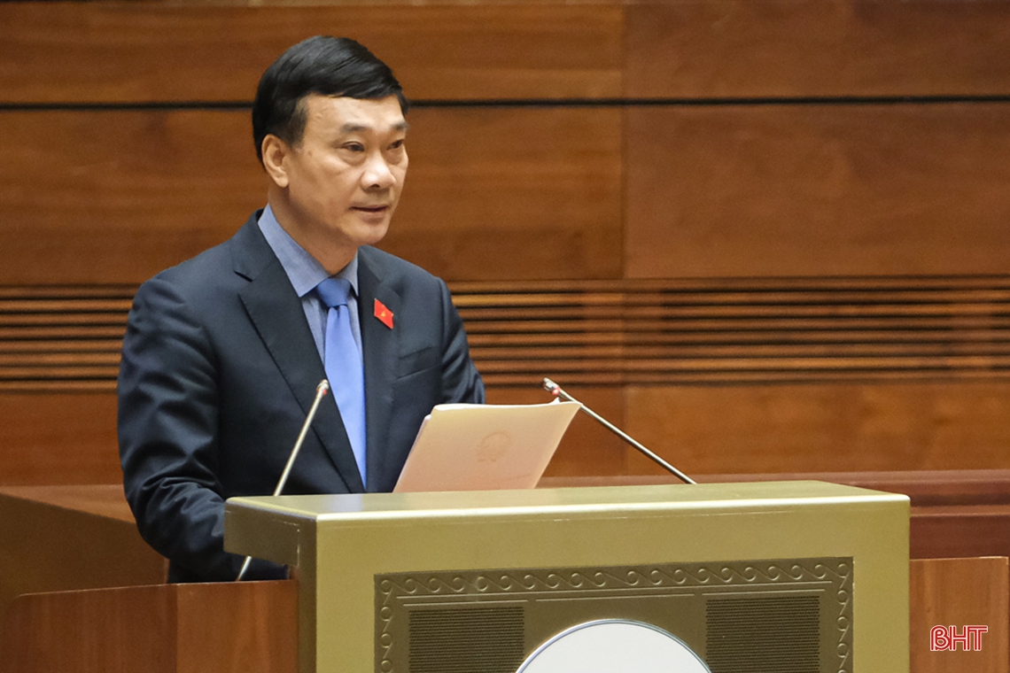 Đoàn ĐBQH Hà Tĩnh tham gia thảo luận về đầu tư các đường vành đai, đường cao tốc