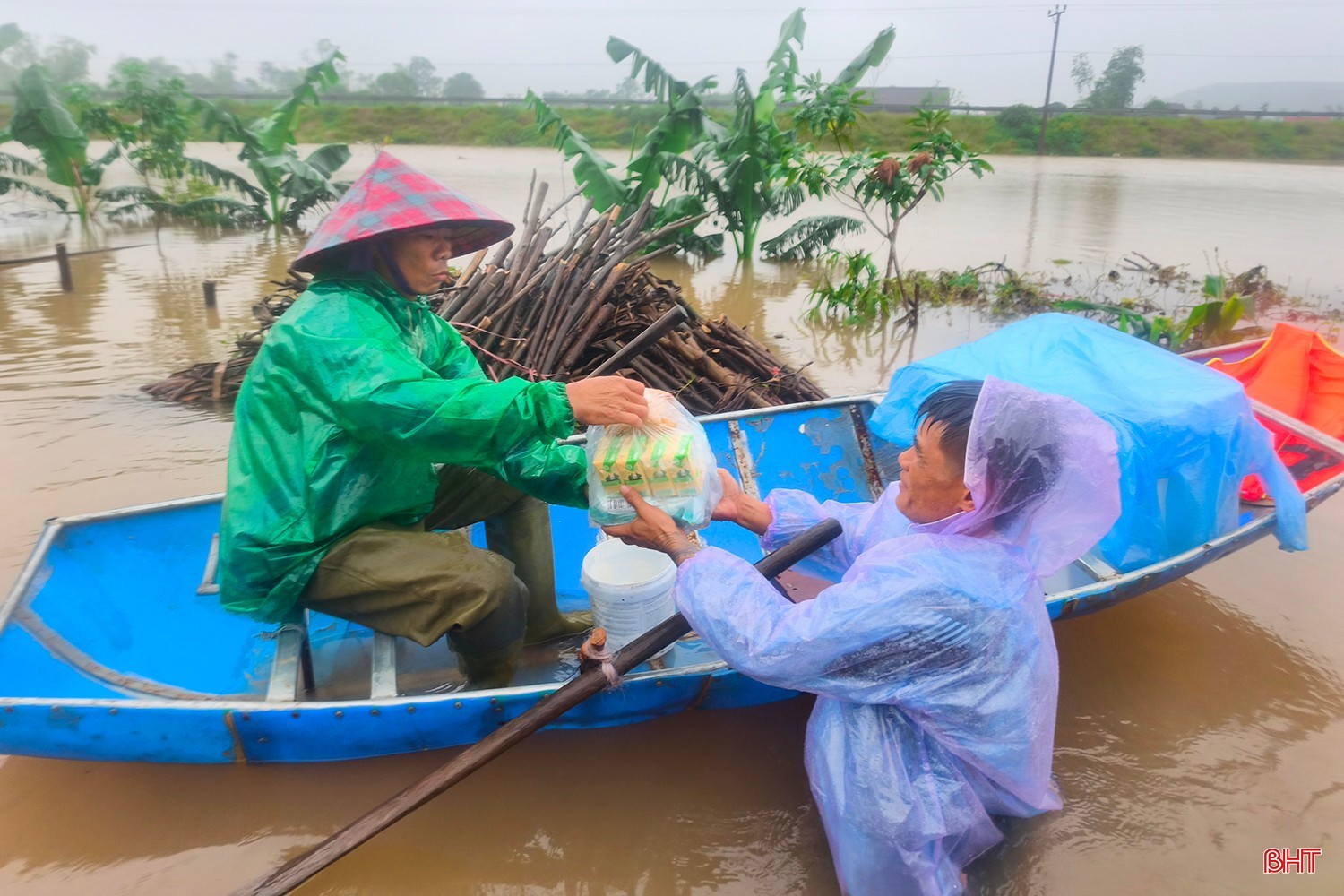 ngap-lut-o-ha-tinh-7c.jpg