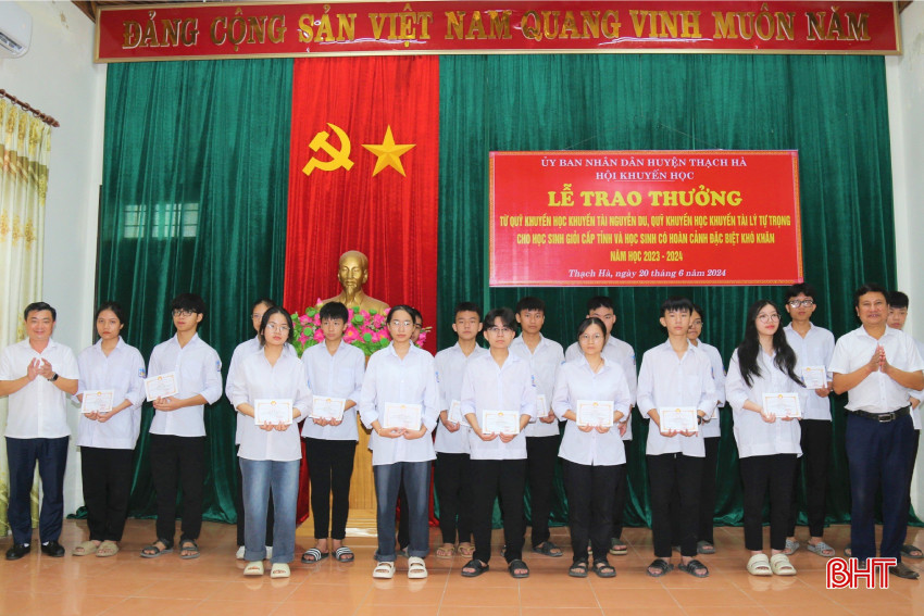 f23f316b1eb3bdede4a2-2.jpg