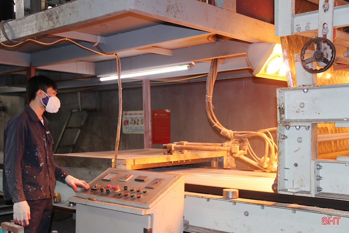 Hiệp hội Doanh nghiệp Hà Tĩnh đồng hành, sát cánh cùng hội viên
