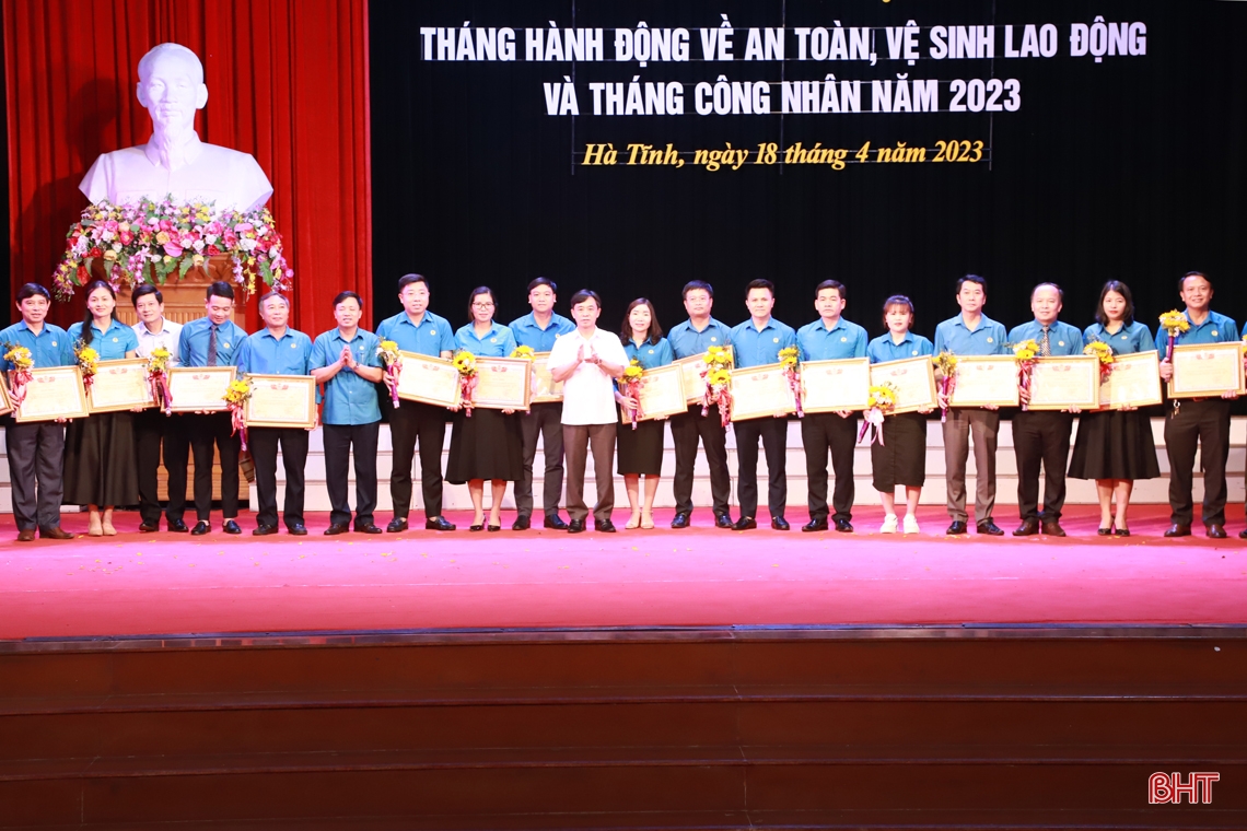 Hà Tĩnh phát động Tháng hành động về an toàn, vệ sinh lao động và Tháng công nhân 2023