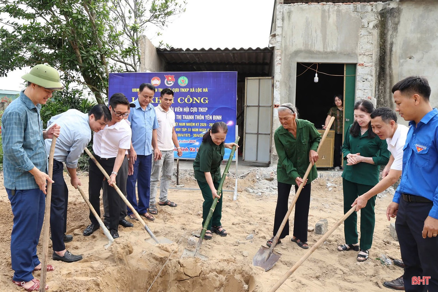 Các cấp hội đã kêu gọi nguồn lực xây dựng, sửa chữa hàng trăm ngôi nhà tình nghĩa cho cán bộ, hội viên hoàn cảnh khó khăn.