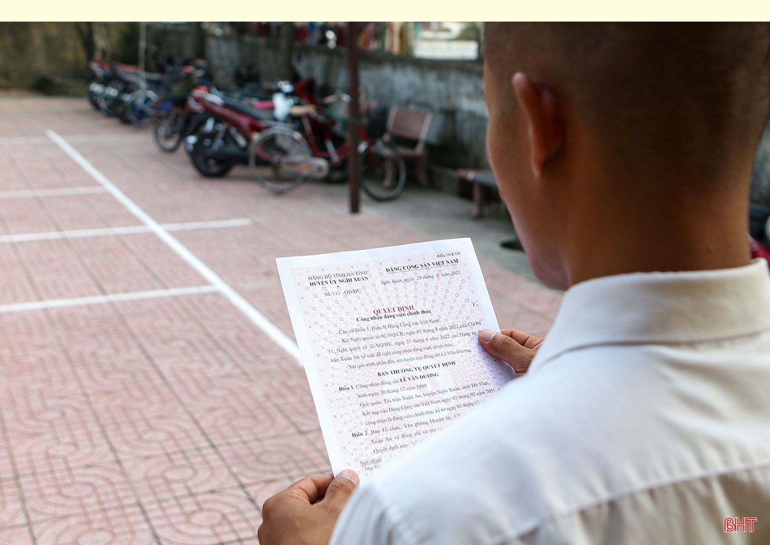 Lý tưởng và khát vọng cống hiến dưới ngọn cờ của Đảng (Bài 2): Tấm “bằng tốt nghiệp” quý giá nhất đời tôi!