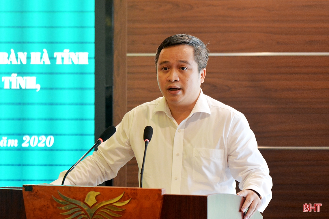 Hà Tĩnh gặp mặt cán bộ chủ chốt toàn tỉnh nghỉ hưu trên địa bàn