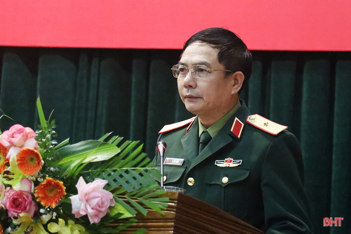 Giữ vững quốc phòng - an ninh, đảm bảo cho kinh tế - xã hội phát triển