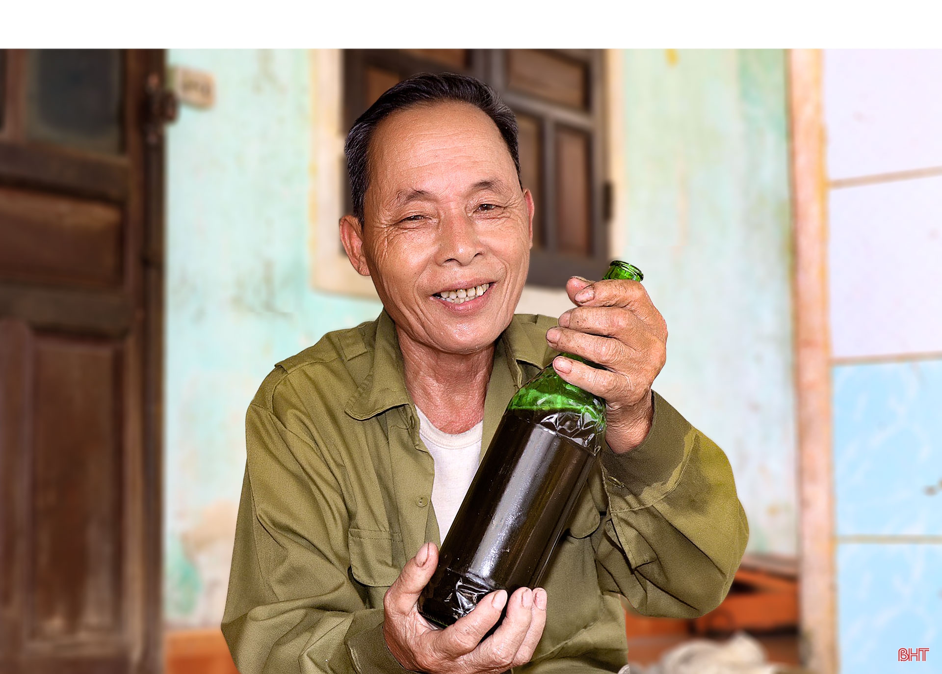 Mùa gom mật ngọt ở miền sơn cước Vũ Quang