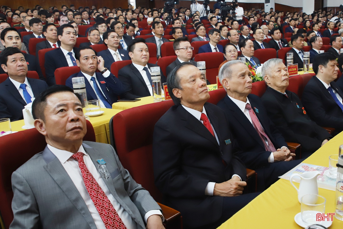 Hoàn thành phiên khai mạc Đại hội Đại biểu Đảng bộ tỉnh Hà Tĩnh lần thứ XIX