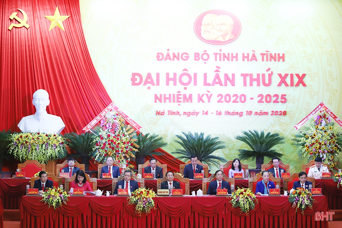 Bầu Ban Chấp hành Đảng bộ Hà Tĩnh lần thứ XIX nhiệm kỳ 2020 - 2025