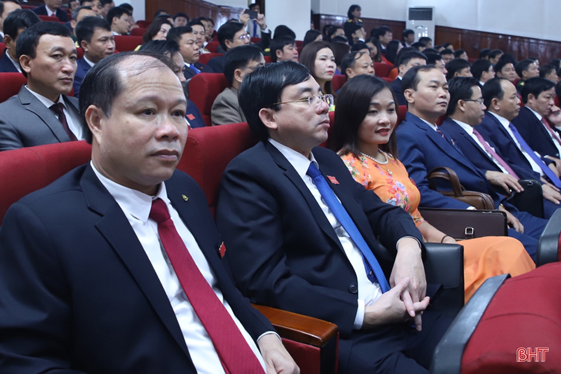 Hoàn thành phiên khai mạc Đại hội Đại biểu Đảng bộ tỉnh Hà Tĩnh lần thứ XIX