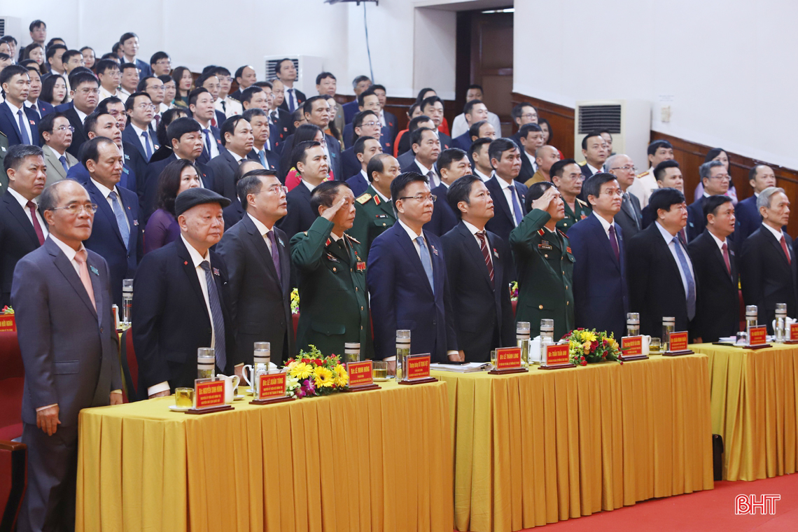 Toàn cảnh Đại hội Đảng bộ Hà Tĩnh lần thứ XIX, nhiệm kỳ 2020 - 2025
