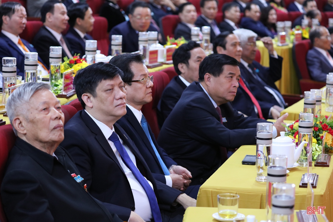 Hoàn thành phiên khai mạc Đại hội Đại biểu Đảng bộ tỉnh Hà Tĩnh lần thứ XIX