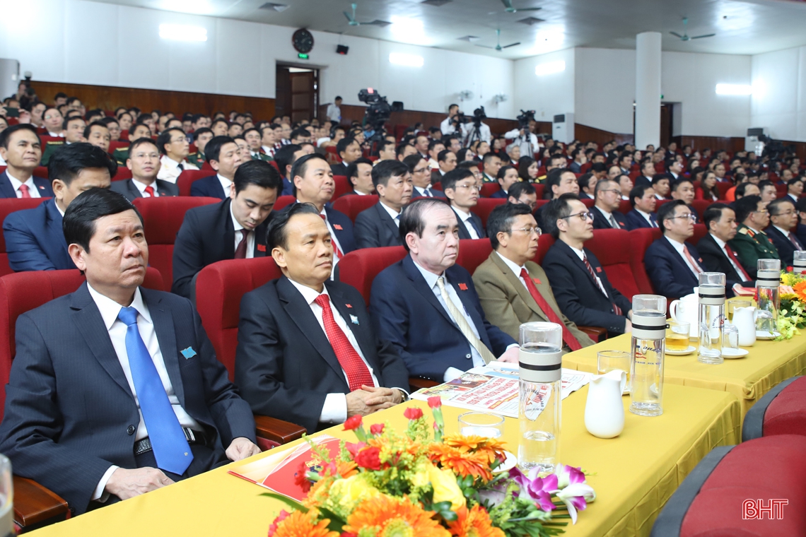 Bầu Ban Chấp hành Đảng bộ Hà Tĩnh lần thứ XIX nhiệm kỳ 2020 - 2025