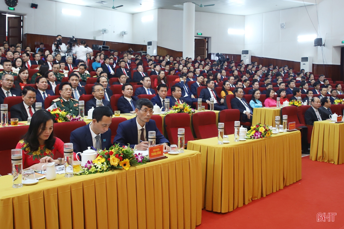 Bầu Ban Chấp hành Đảng bộ Hà Tĩnh lần thứ XIX nhiệm kỳ 2020 - 2025