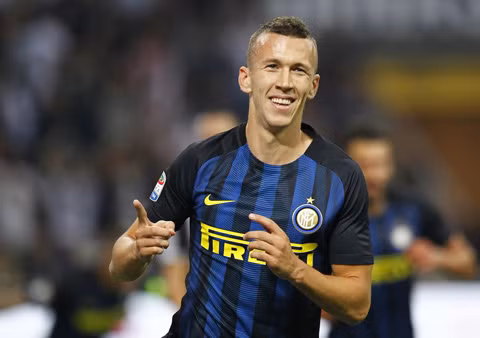 inter 2 1 juventus phai dien moi thang duoc juve