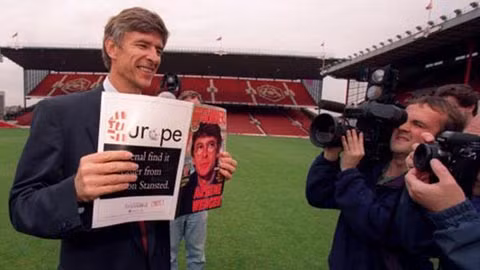 tron 20 nam hlv wenger dan dat arsenal cuoc cach mang hay con dang do