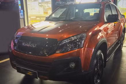 isuzu d max 2017 phien ban dac biet gia 840 trieu dong