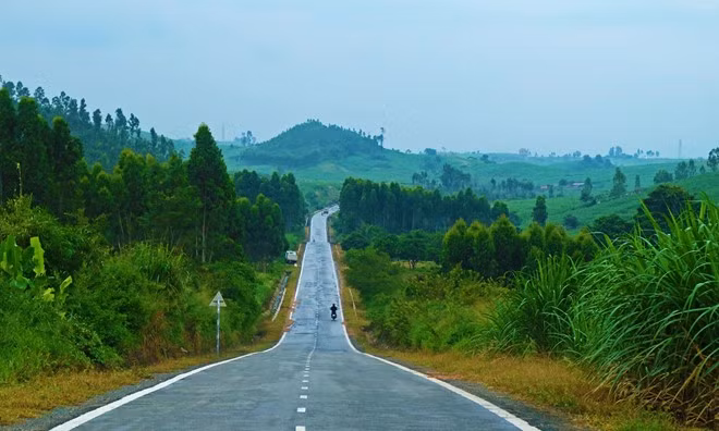 cung duong xuyen viet dep me ly rat it dau chan phuot thu