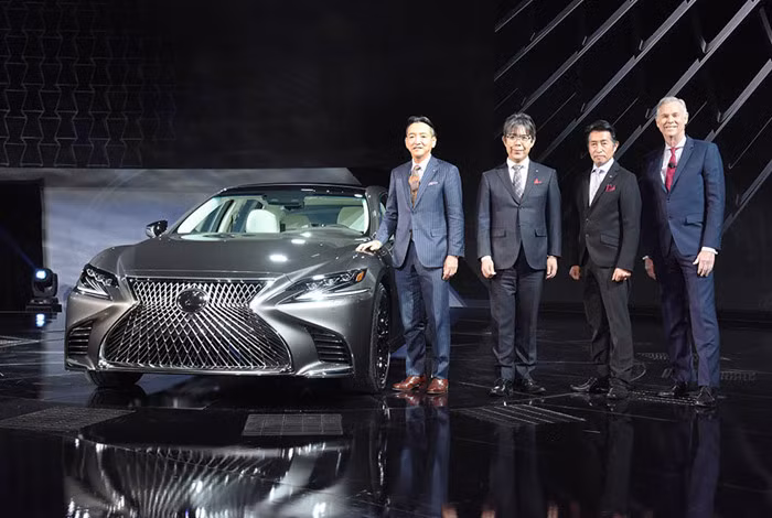 ra mat lexus ls 500 2018 the he moi thay doi cach mang