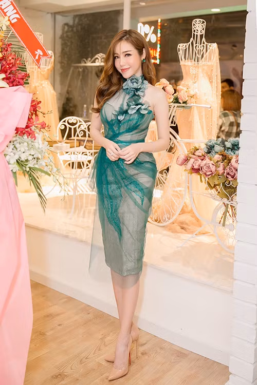 my nhan viet mac dep nhat tuan