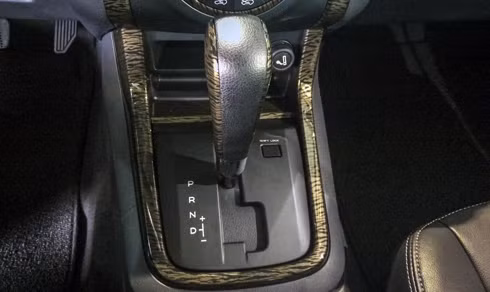 isuzu d max 2017 phien ban dac biet gia 840 trieu dong