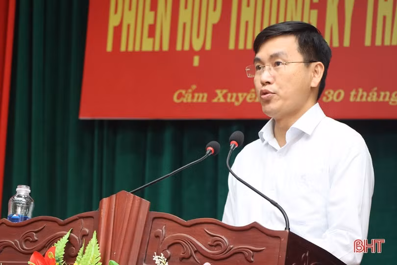Cẩm Xuyên bàn giải pháp “tăng tốc” phát triển kinh tế - xã hội năm 2023
