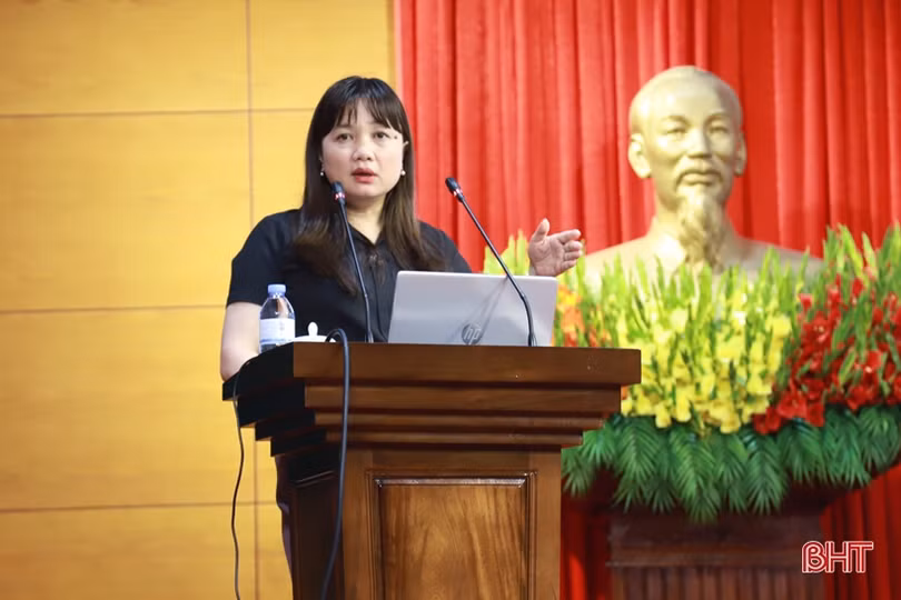 Nâng cao nghiệp vụ văn thư, lưu trữ cho hơn 300 cán bộ văn phòng cơ quan Đảng, tổ chức chính trị - xã hội
