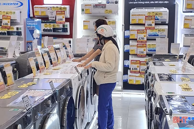 Tiểu thương, doanh nghiệp bán lẻ Hà Tĩnh kỳ vọng thị trường khởi sắc