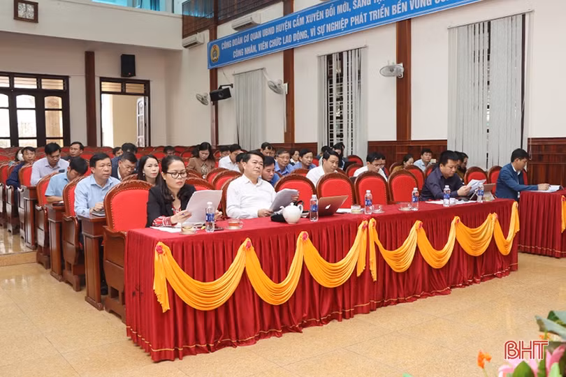 Cẩm Xuyên bàn giải pháp “tăng tốc” phát triển kinh tế - xã hội năm 2023