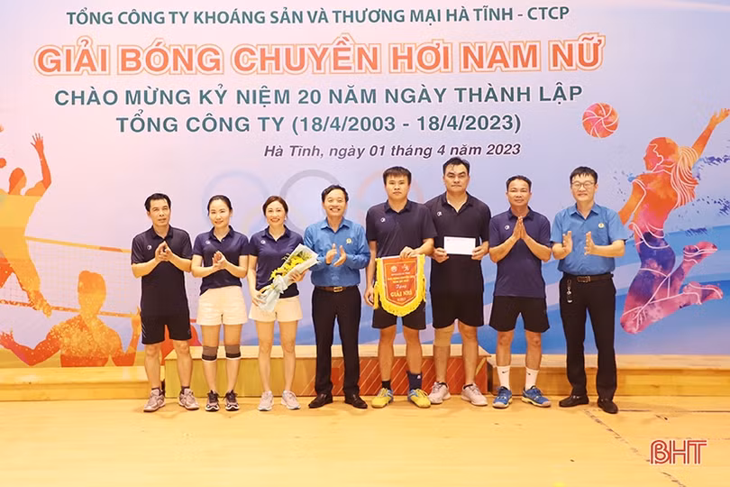 Mitraco Hà Tĩnh tổ chức Giải Bóng chuyền hơi chào mừng kỷ niệm 20 thành lập