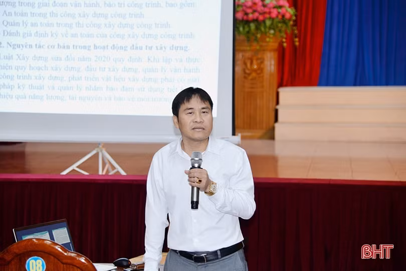 Nâng cao năng lực quản lí hoạt động xây dựng cho hơn 150 học viên Can Lộc