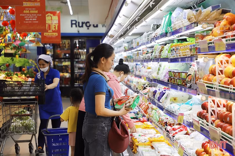 Tiểu thương, doanh nghiệp bán lẻ Hà Tĩnh kỳ vọng thị trường khởi sắc