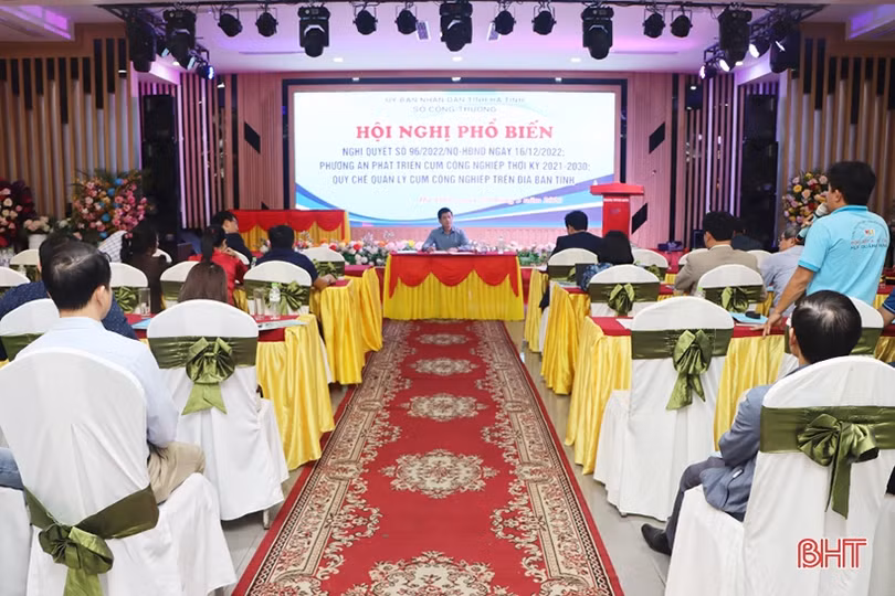 Phổ biến chính sách hỗ trợ, phương án phát triển cụm công nghiệp Hà Tĩnh