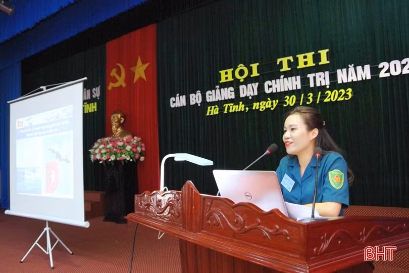 “Sát hạch” năng lực cán bộ giảng dạy chính trị ở Hà Tĩnh