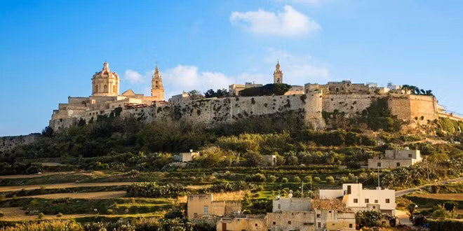 malta quoc dao tran ngap anh mat troi o dia trung hai