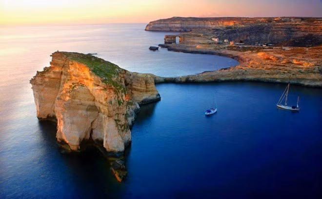 malta quoc dao tran ngap anh mat troi o dia trung hai