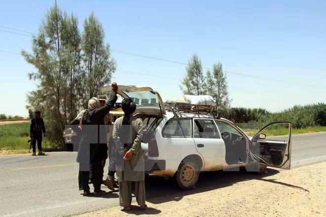 afghanistan tieu diet 53 phien quan is pha huy 10 kho vu khi