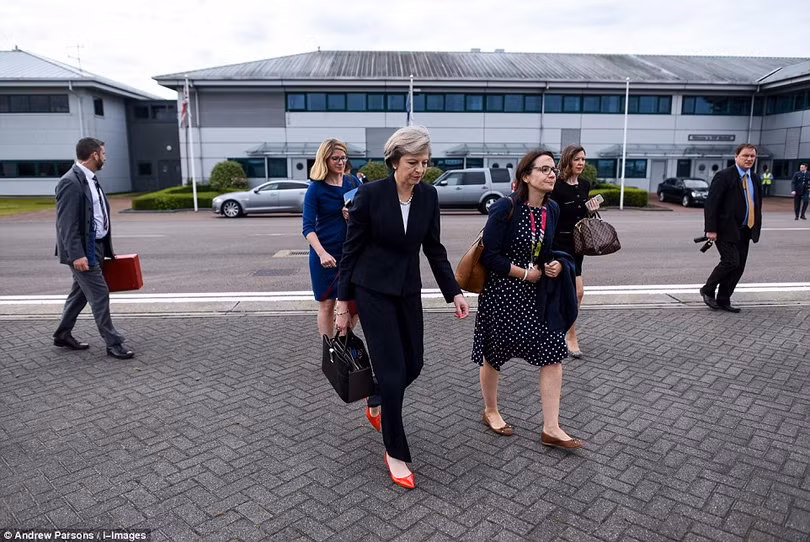 tuan lam viec ban ron cua tan thu tuong anh theresa may