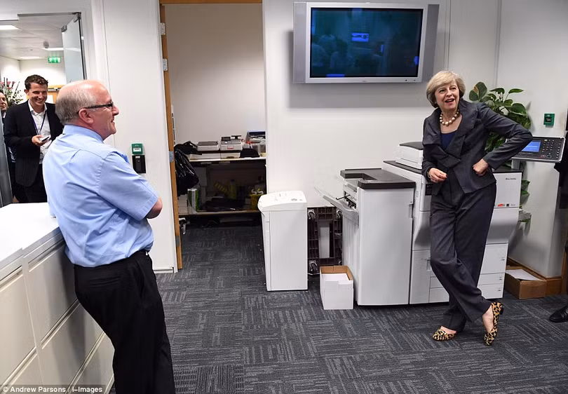 tuan lam viec ban ron cua tan thu tuong anh theresa may