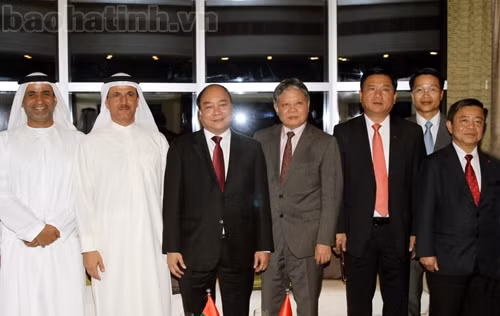 chu tich ubnd tinh vo kim cu lam viec voi cac to chuc doanh nghiep uae